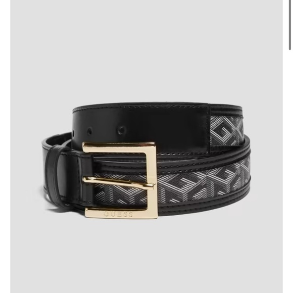 New GUESS Hallie G Cube Belt